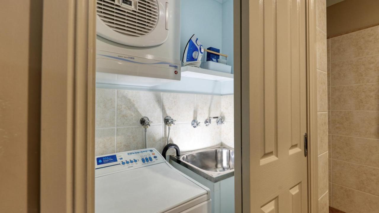 Edward Parry Motel And Apartments Тамуърт Екстериор снимка